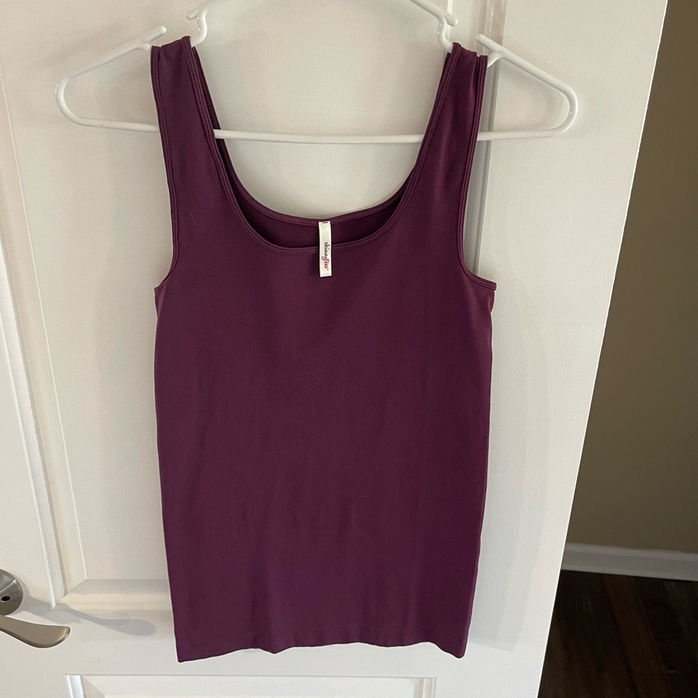 Skinnytees Basic Tank NWT
Size: One Size (fits most 0-14)